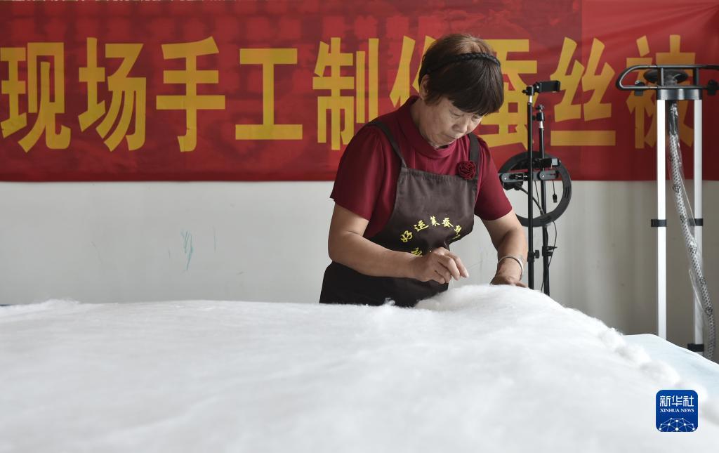 大红鹰彩票欢迎你